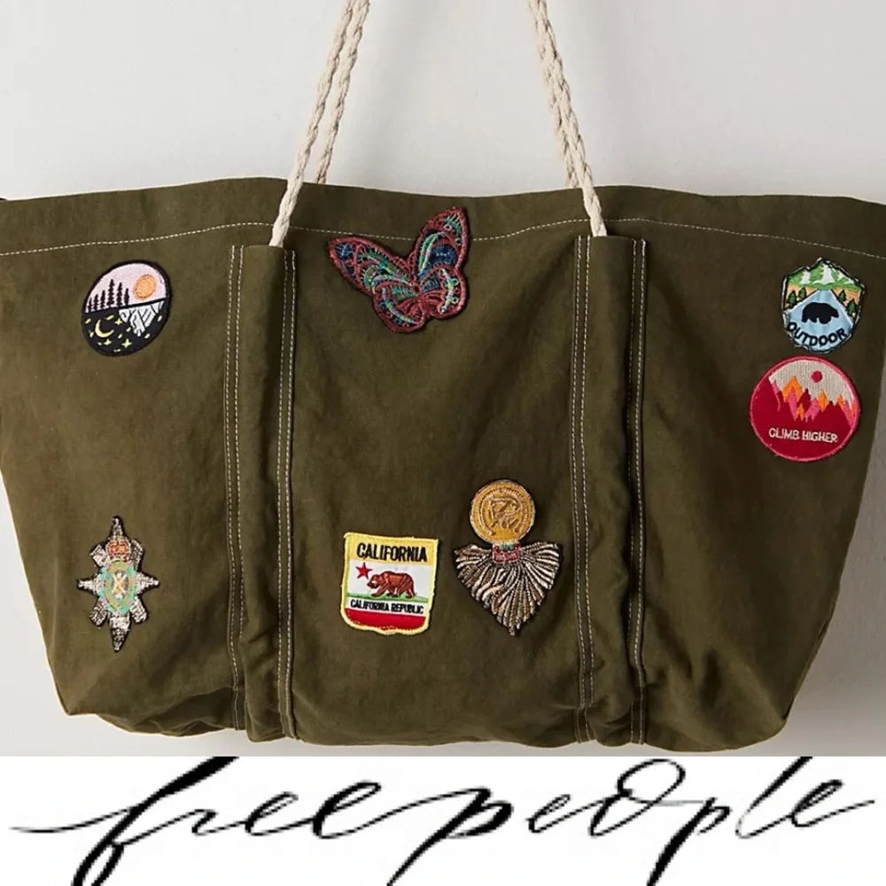 Gorgeous, Free People Been There Badge Tote❤️ NWOT - Picture 2 of 8